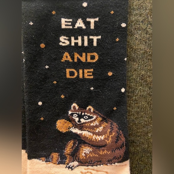 “Eat 💩 and Die” Raccoon Socks - Picture 4 of 5